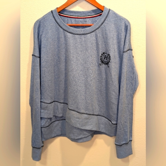 TOMMY HILFIGER WOMENS SLEEP SWEATER SIZE L - Picture 1 of 4